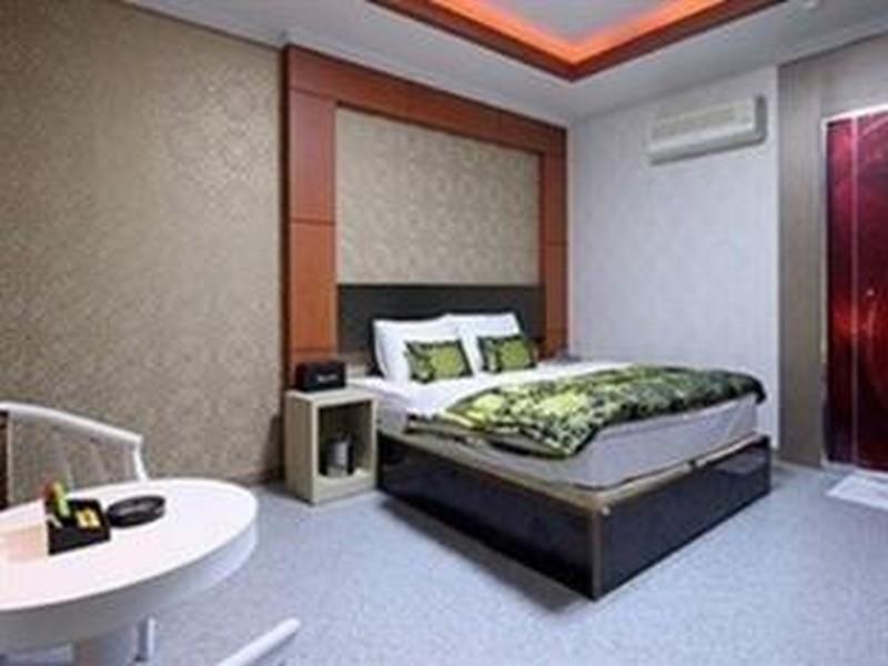 Q9 Motel Gumi מראה חיצוני תמונה